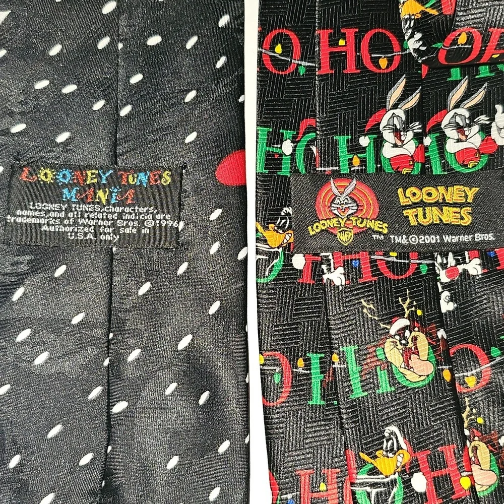 2 Looney Tunes Tasmania Devil Bugs Bunny Christmas Ties